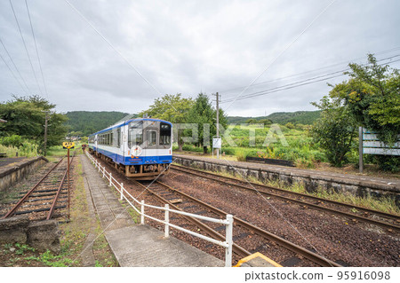 Noto Railway Nanao Line 95916098