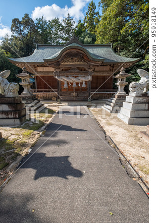Tenman Shrine Worship Hall Tenman, Nanbu-cho, Saihaku-gun, Tottori Prefecture 95918149