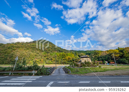 鳥取縣西白郡南部町信奈橋 鳥取縣西白郡南部町信奈橋 95919262