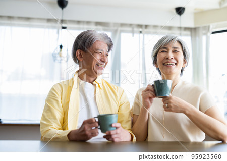 已婚夫婦的生活方式 95923560