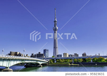 東京晴空塔、隅田川、言橋附近的風景 95923631