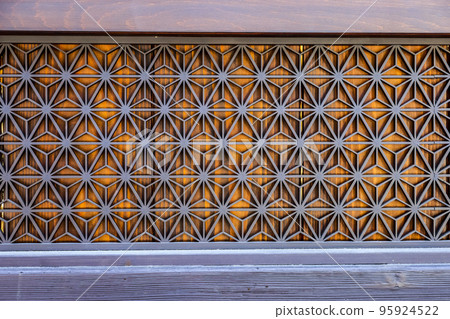 Exterior wall with kumiko craftsmanship 95924522