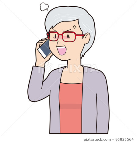 Senior woman getting angry on the phone 95925564