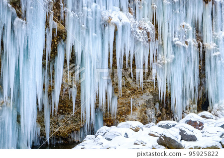 Shirakawa ice pillar group Shirakawa ice pillar group 95925822