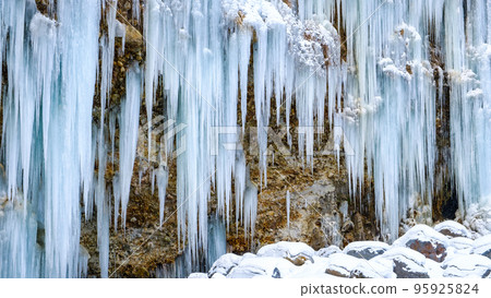 Shirakawa ice pillar group Shirakawa ice pillar group 95925824