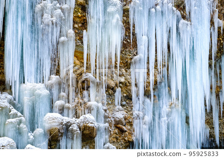 Shirakawa ice pillar group Shirakawa ice pillar group 95925833