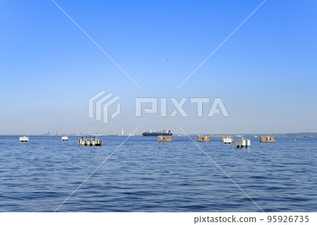 Yokosuka City, Kanagawa Prefecture Hull demagnetization equipment at sea 95926735
