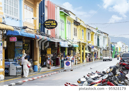 old town of phuket 95928179