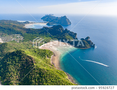 Aerial view of Loh Lana Bay at sunset in koh Phi Phi islands, Krabi, Thailand Aerial view of Loh Lana Bay at sunset in koh Phi Phi islands, Krabi, Thailand 95928727