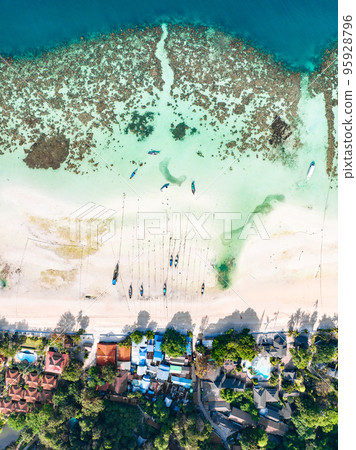 Aerial view of Laem Tong Beach or Laemtong bay in koh Phi Phi, Krabi, Thailand Aerial view of Laem Tong Beach or Laemtong bay in koh Phi Phi, Krabi, Thailand 95928796