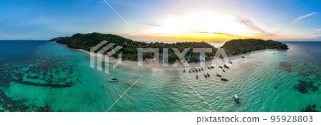 Aerial view of Laem Tong Beach or Laemtong bay in koh Phi Phi, Krabi, Thailand 95928803