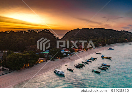 Aerial view of Laem Tong Beach or Laemtong bay in koh Phi Phi, Krabi, Thailand 95928830