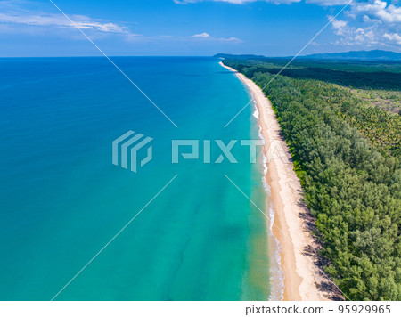 Aerial view of Khao Lampi Hat Thai Mueang National Park in Khao Lak, Phang Nga, Thailand Aerial view of Khao Lampi Hat Thai Mueang National Park in Khao Lak, Phang Nga, Thailand 95929965