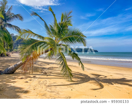 Lighthouse island on Khao Lak beach in Phang Nga province, Thailand Lighthouse island on Khao Lak beach in Phang Nga province, Thailand 95930133