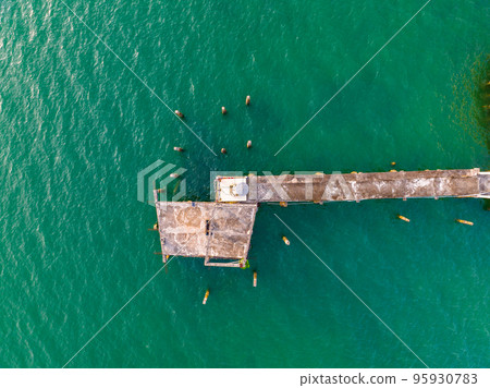 Wat koh Phayam temple on the water in Ranong, Thailand 95930783