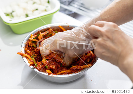 試著在家裡做泡菜 95931483