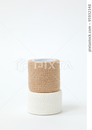 tape, bandage, medical tape, treatment, taping, treatment, injury, cleanliness, injury, hospital, medical supplies, first aid kit 95932348