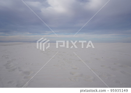 USA White Sands National Monument scenery 95935149