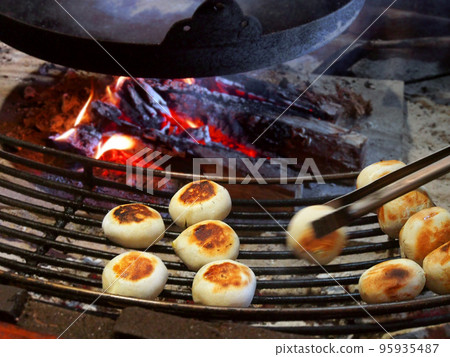 爐端燒的親燒（信州當地美食） 95935487