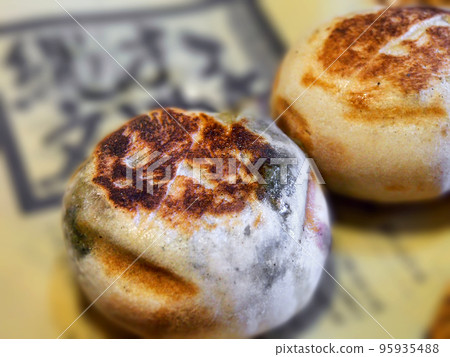 信州的鄉土料理Oyaki 95935488