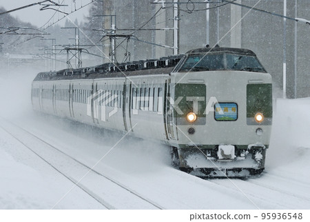 Shinetsu Main Line Kurohime-Myoko Kogen JR East 189 series N104 formation (Nagano) Myoko 95936548