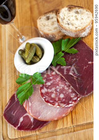 Rustic French brunch in a bistro Rustic French brunch in a bistro 95942690