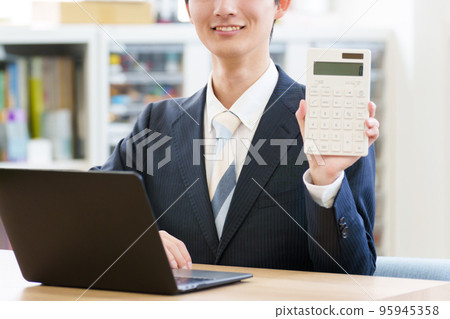 與計算器的商人 與計算器的商人 95945358