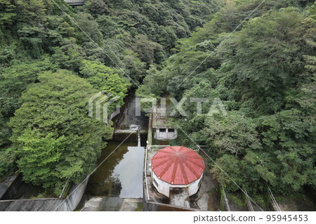 Yamaguchi Hagi Okan Autumn scenery of Ichinozaka Dam and Lake Kinkei Yamaguchi Hagi Okan Autumn scenery of Ichinozaka Dam and Lake Kinkei 95945453