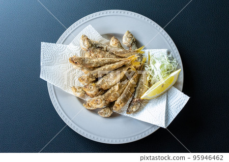 炸竹莢魚 炸竹莢魚 95946462