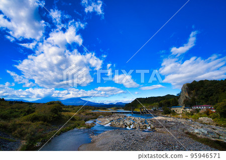 Blue sky and Mt. Blue sky and Mt. 95946571
