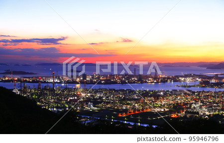 [岡山縣]水島工業園區的夜景 95946796