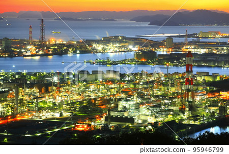 [岡山縣]水島工業園區的夜景 95946799