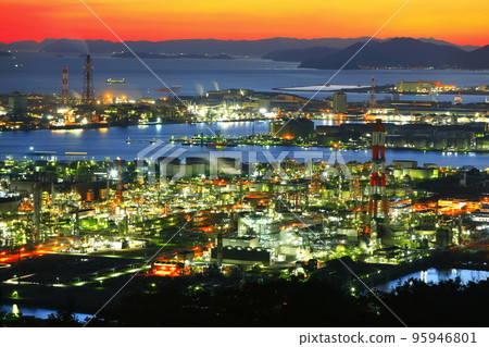 [岡山縣]水島工業園區的夜景 95946801