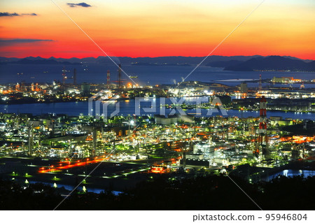 [岡山縣]水島工業園區的夜景 95946804