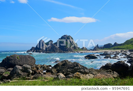 Michinoku Coastal Trail Reef and blue sky of Nakasuka on the Tanesashi Coast Michinoku Coastal Trail Reef and blue sky of Nakasuka on the Tanesashi Coast 95947691