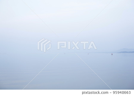 黎明前的宍道湖 95948663