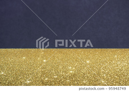 Gold and silver paper production Gold and silver paper production 95948749