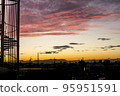 天空染成了日落 95951591