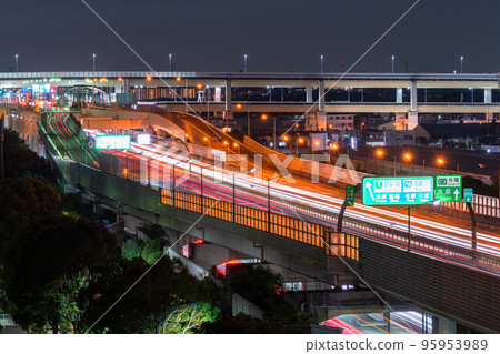 《Saitama Prefecture》 Night view and traffic image of Bijogi Junction 95953989