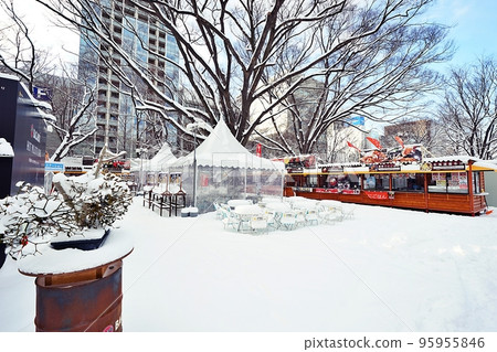 札幌冰雪節大通會場北海道美食廣場(北海道札幌) 札幌冰雪節大通會場北海道美食廣場(北海道札幌) 95955846