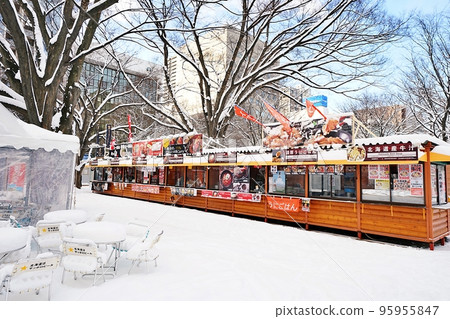 札幌冰雪節大通會場北海道美食廣場（北海道札幌） 95955847