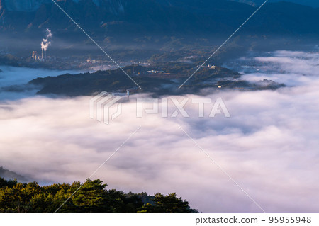 《Saitama Prefecture》 Chichibu, Dawn Sea of Clouds 《Saitama Prefecture》 Chichibu, Dawn Sea of Clouds 95955948