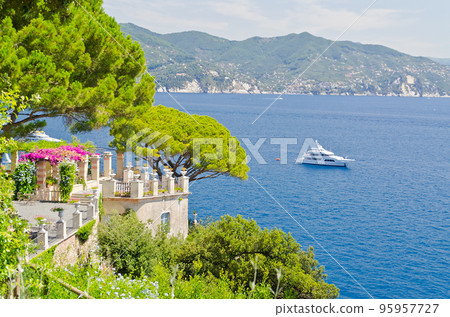 Scenic view in Portofino, Ligurian Coastline, Italy Scenic view in Portofino, Ligurian Coastline, Italy 95957727