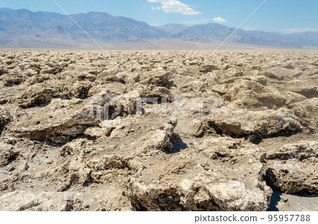 Devil's Golf Course, deserted view in Death Valley, USA 95957788