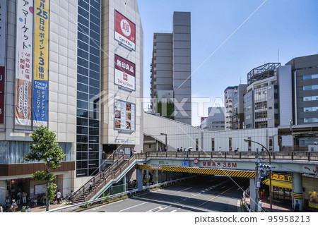 東京五反田站街景 東京五反田站街景 95958213
