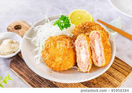 Salmon mince cutlet with tartar sauce 95958384