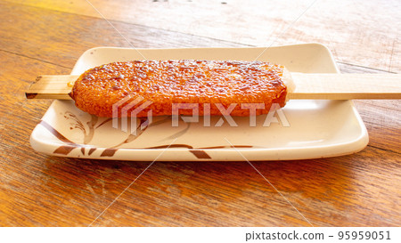 帶有大量濃味噌的五平麻糬 95959051