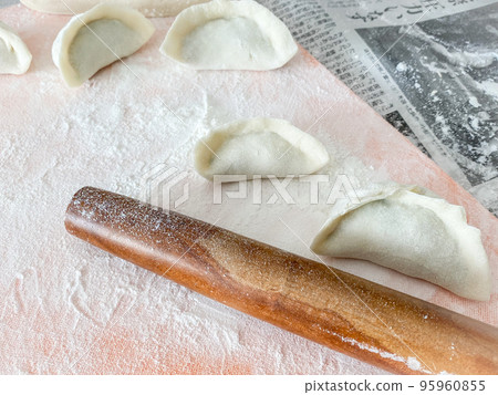 中國家常菜，手工餃子（手工餃子） 95960855