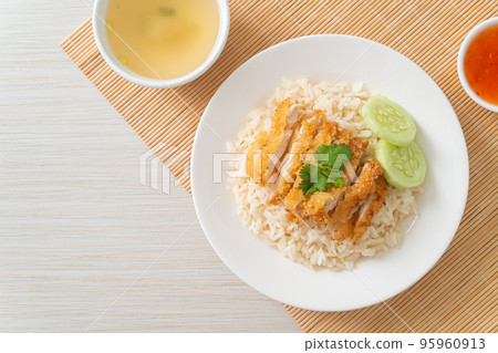 Steamed Rice with Fried Chicken or Hainanese Chicken Rice Steamed Rice with Fried Chicken or Hainanese Chicken Rice 95960913