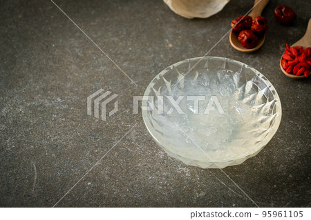 Edible bird's nest soup in glass bowl Edible bird's nest soup in glass bowl 95961105